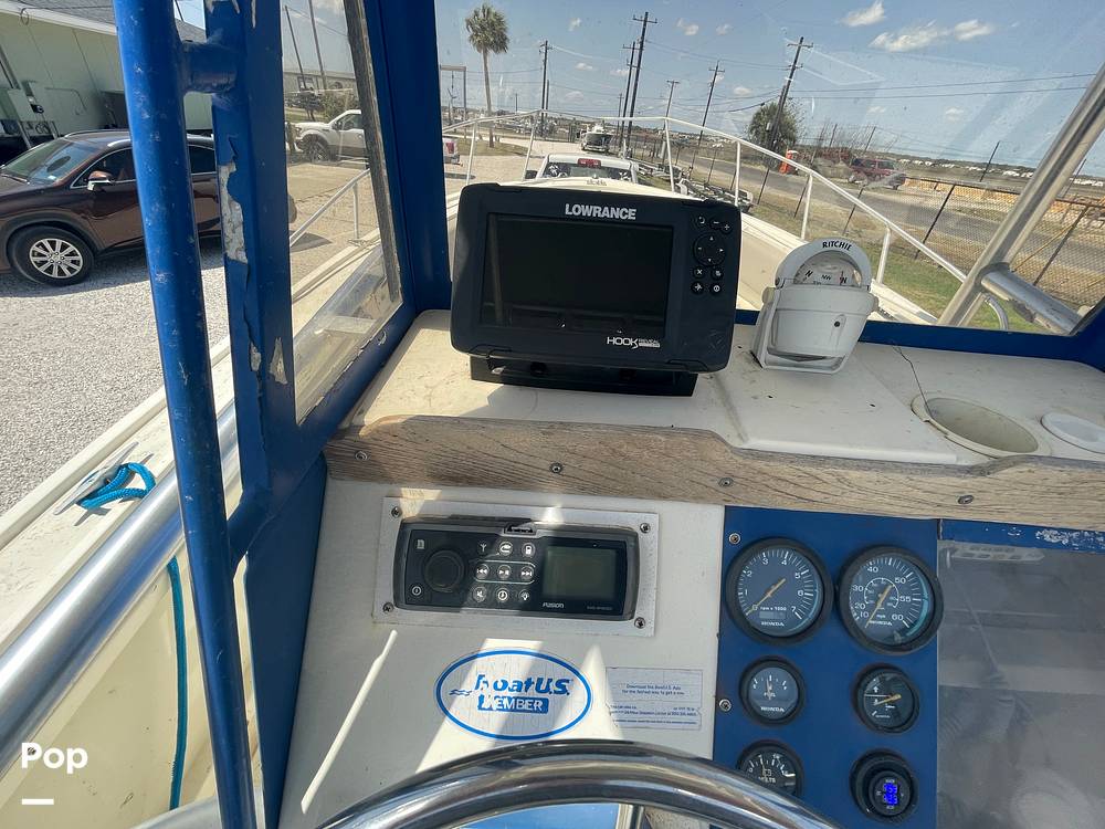 Slide: The Image of Gps/plotter/compass/stereo - 15265326