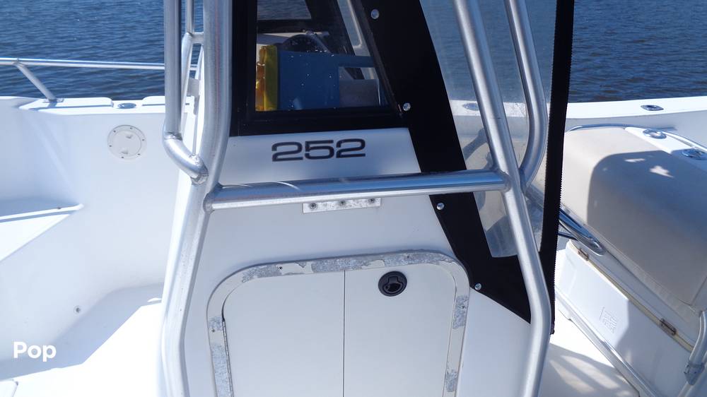 Slide: The Image of Mako 252 2002 - 15734719