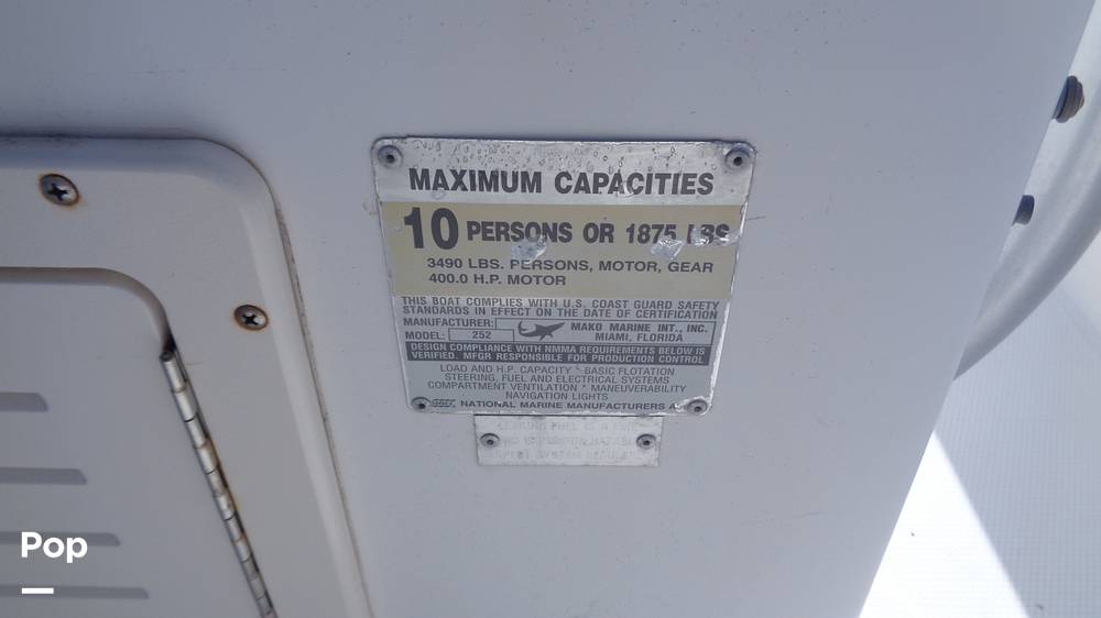 Slide: The Image of Mako 252 2002 - 15734826
