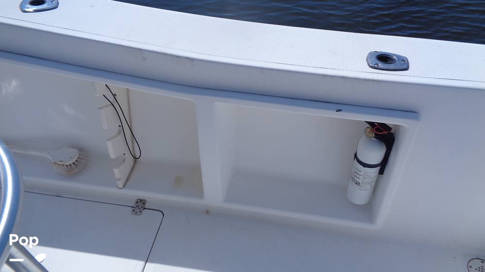 Slide: The Image of Mako 252 2002 - 15734829