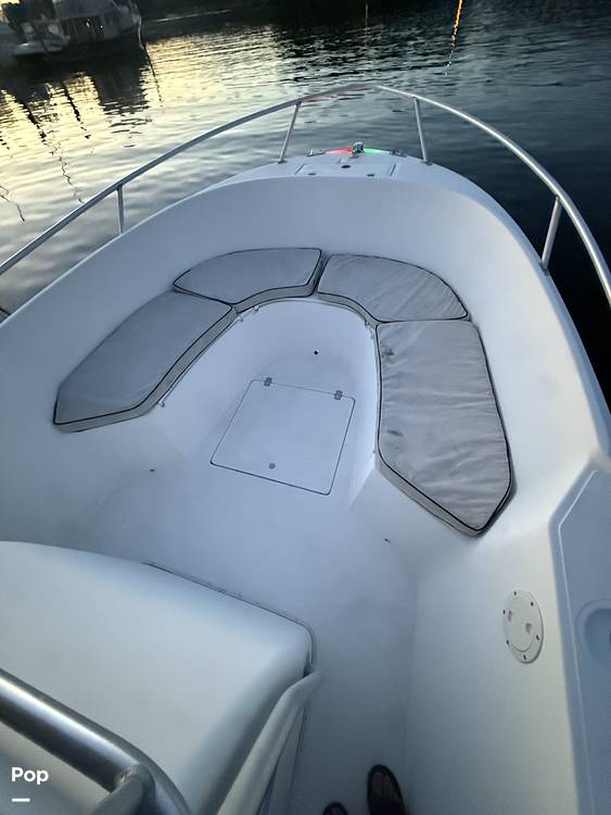 Slide: The Image of Mako 252 2002 - 15743294