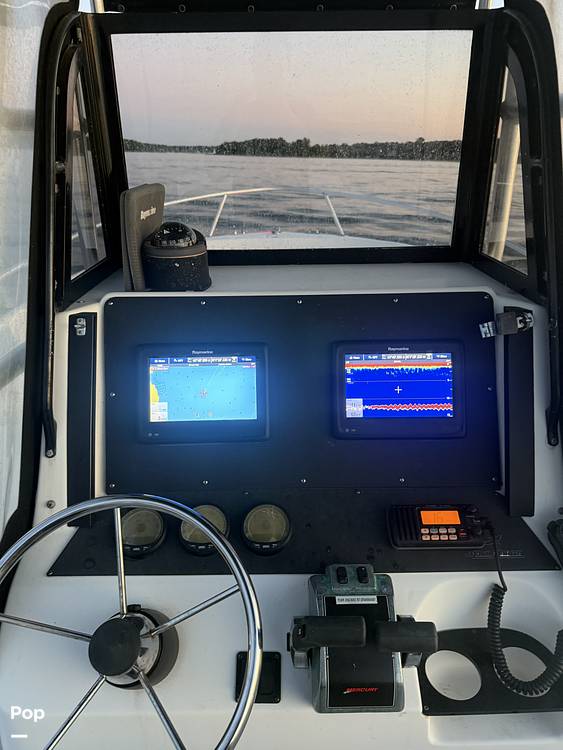 Slide: The Image of Mako 252 2002 - 15743297