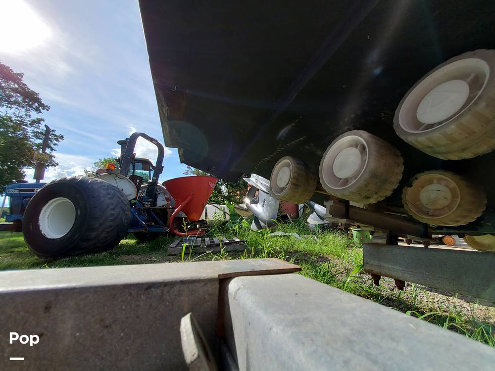 Slide: The Image of Mako 254 1983 - 9264117