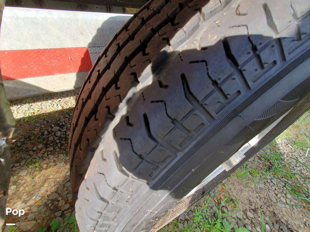 Slide: The Image of Mako 254 1983 - 9264125