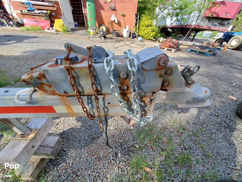 Slide: The Image of Mako 254 1983 - 9264131