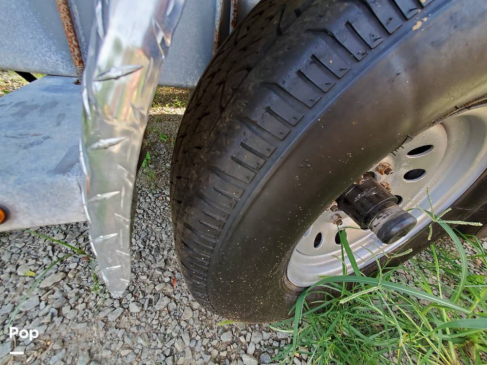 Slide: The Image of Mako 254 1983 - 9264151