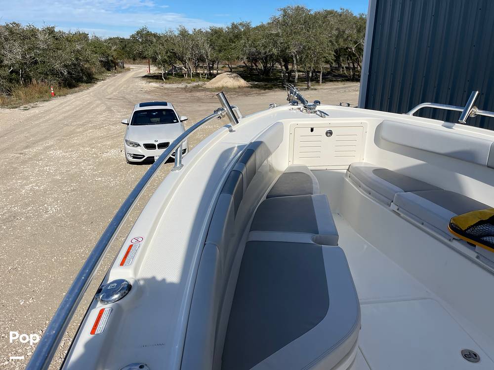 Slide: The Image of Bow Seating - 15076743