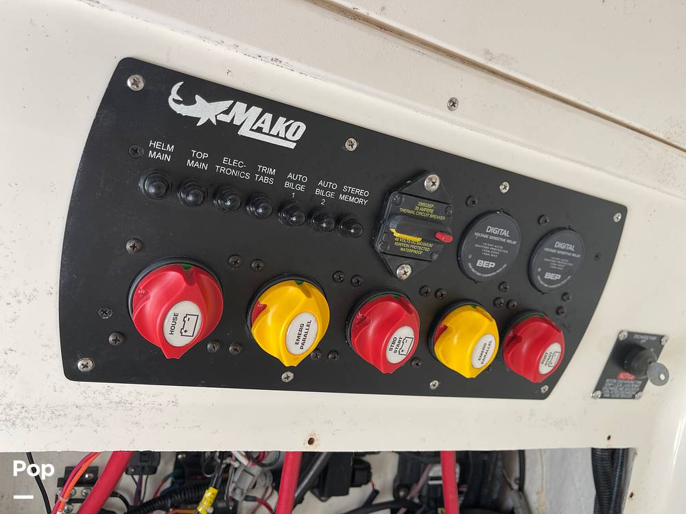Slide: The Image of Battery Switches - 15077002