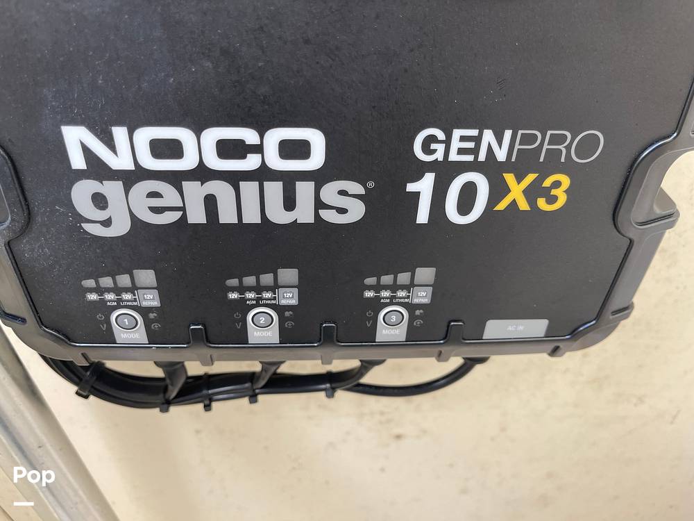 Slide: The Image of Battery Tender - 15077005