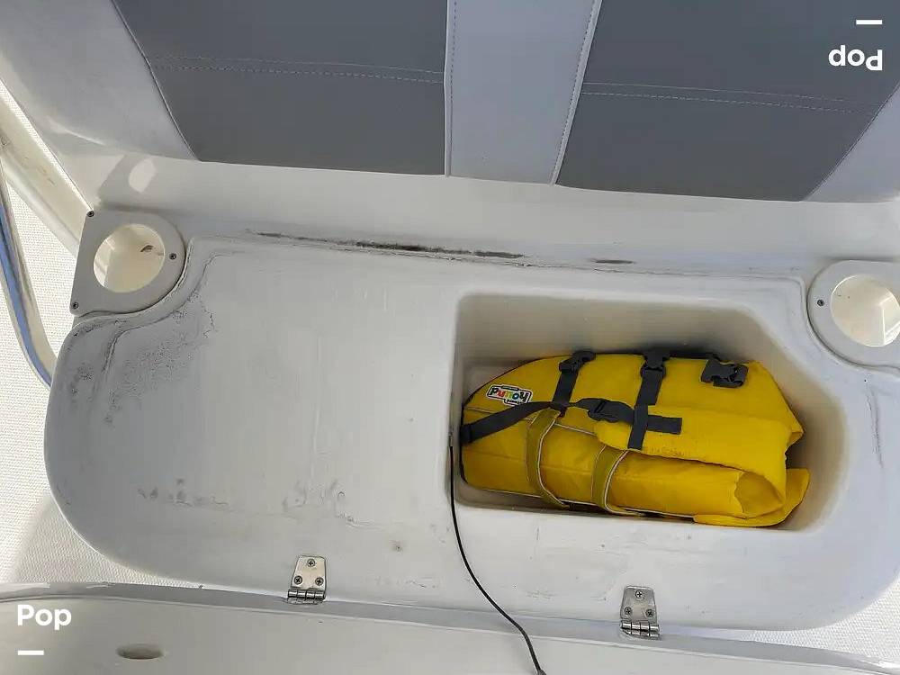 Slide: The Image of Passenger Seating With Storage - 15087374