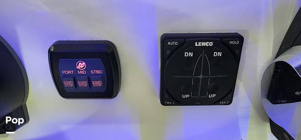 Slide: The Image of Mako Attack 333 1998 - 15499452