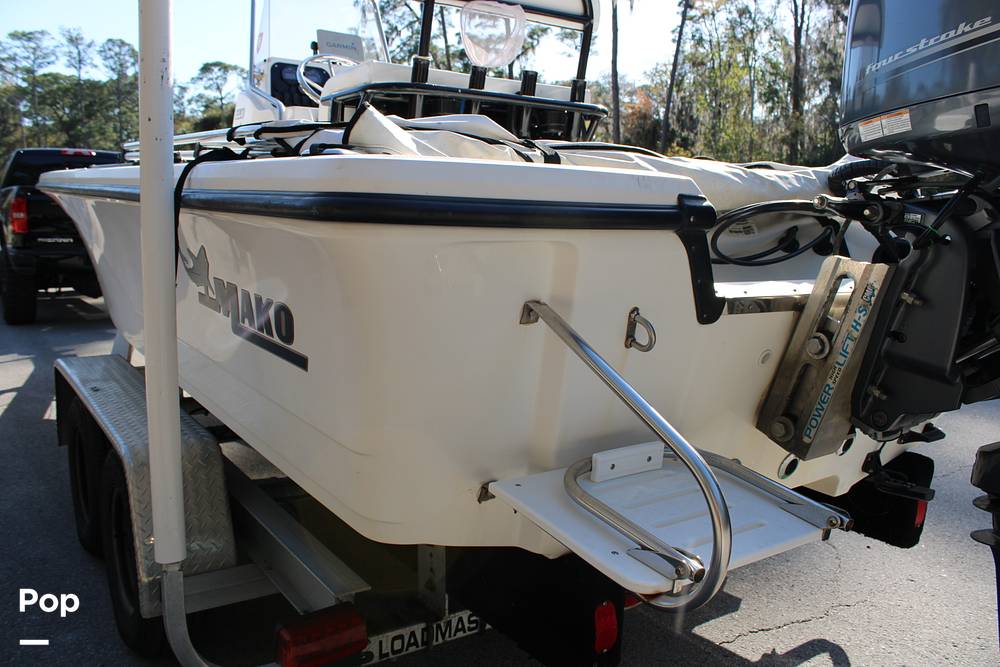 Slide: The Image of Mako Inshore 2201 2010 - 13839604