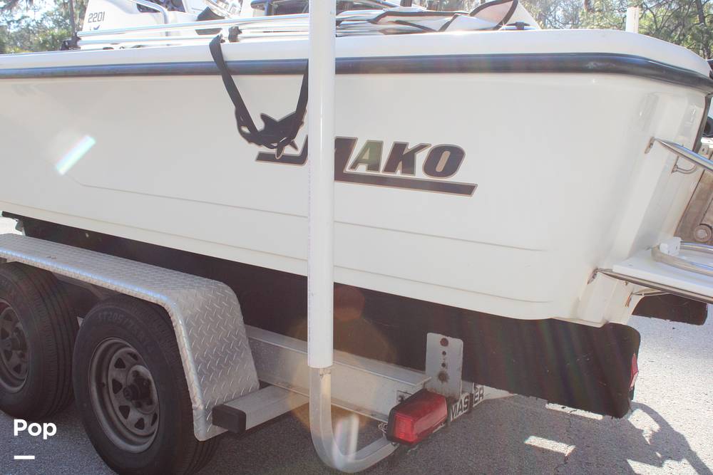 Slide: The Image of Mako Inshore 2201 2010 - 13839606
