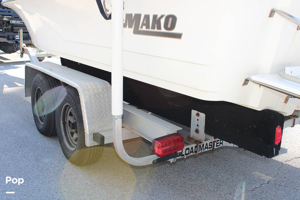 Slide: The Image of Mako Inshore 2201 2010 - 13839625