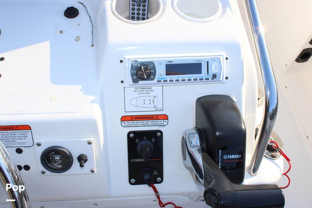 Slide: The Image of Mako Inshore 2201 2010 - 13839542