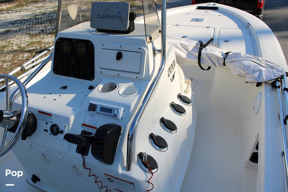 Slide: The Image of Mako Inshore 2201 2010 - 13839546