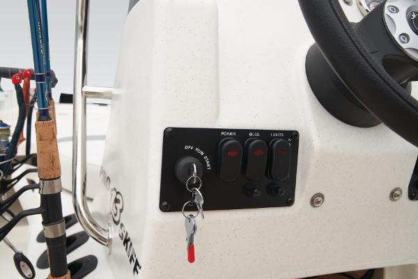 Slide: The Image of Mako Pro Skiff 13 CC 2025 - 32