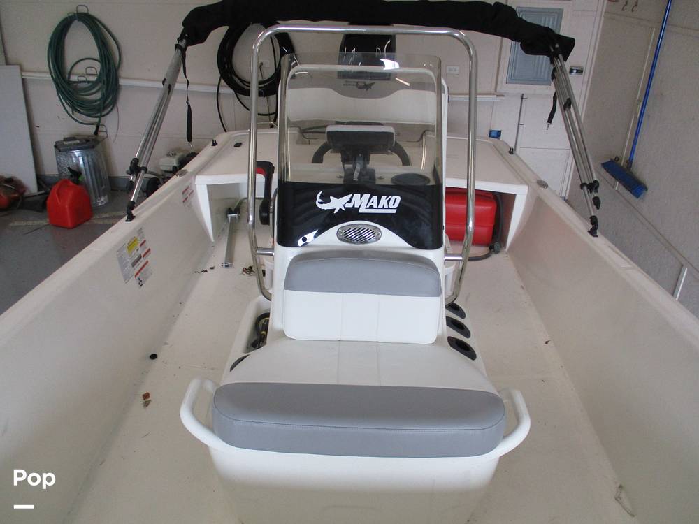 Slide: The Image of Mako Pro Skiff 17 2023 - 13689375