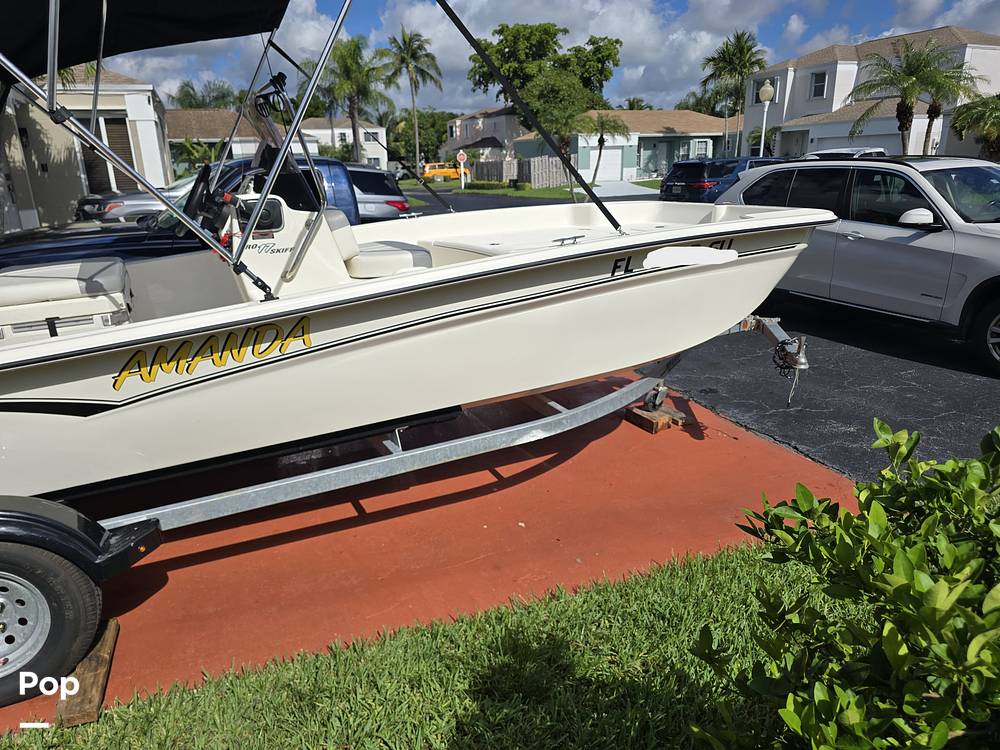 Slide: The Image of Mako Pro Skiff 17 CC 2021 - 10