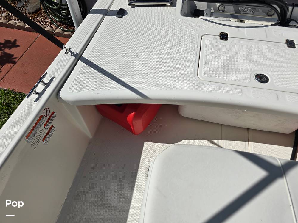 Slide: The Image of Mako Pro Skiff 17 CC 2021 - 15