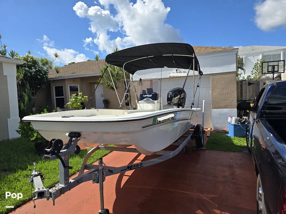 Slide: The Image of Mako Pro Skiff 17 CC 2021 - 2