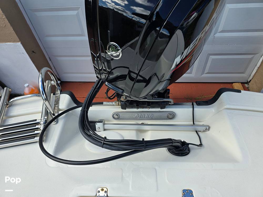 Slide: The Image of Mako Pro Skiff 17 CC 2021 - 30
