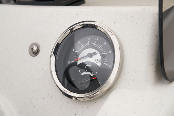 Slide: The Image of Mako Pro Skiff 17 CC 2025 - 25