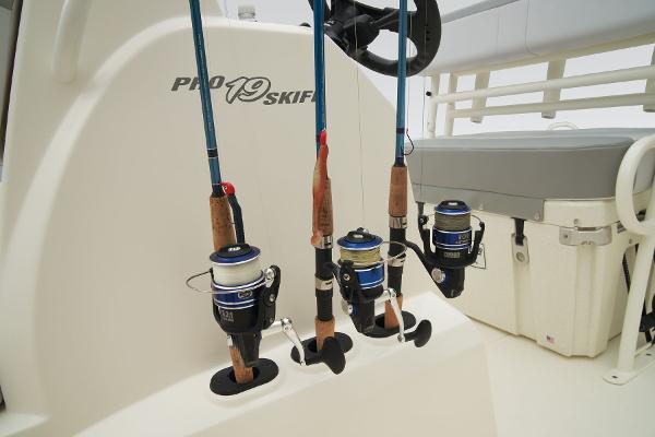 Slide: The Image of Mako Pro Skiff 19 CC 2024 - 35