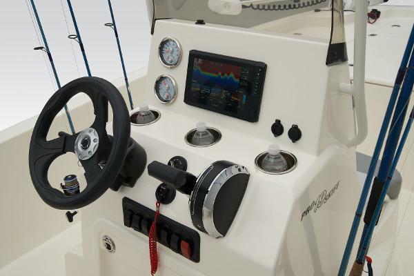 Slide: The Image of Mako Pro Skiff 19 CC 2024 - 39