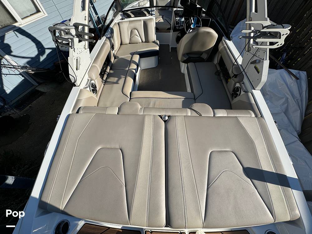 Slide: The Image of Malibu 21VLX 2017 - 14644683