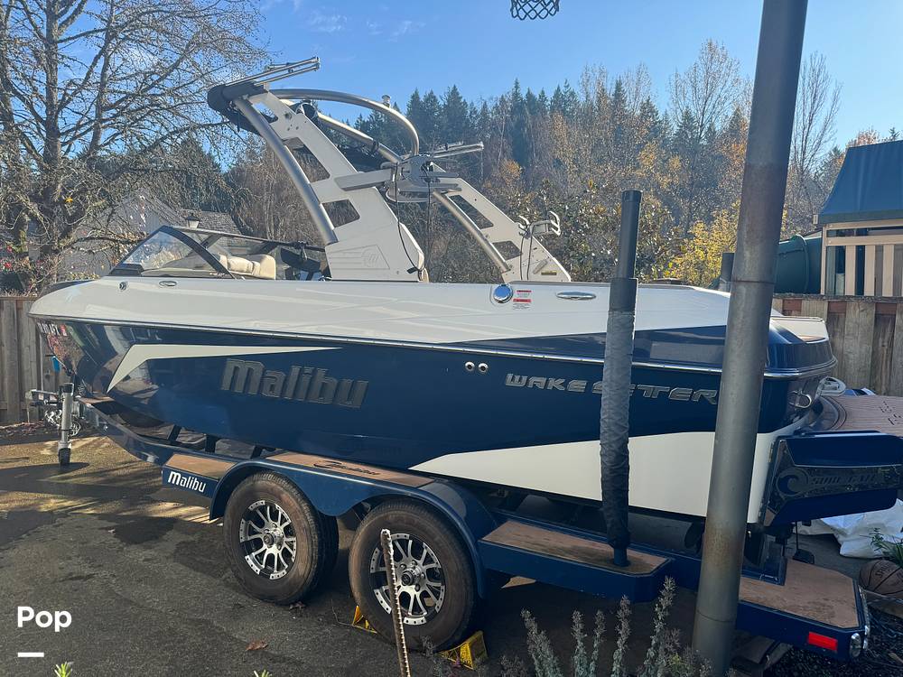 Slide: The Image of Malibu 21VLX 2017 - 14644756