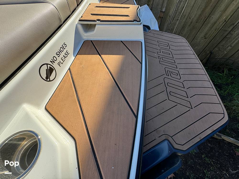 Slide: The Image of Malibu 21VLX 2017 - 14644686