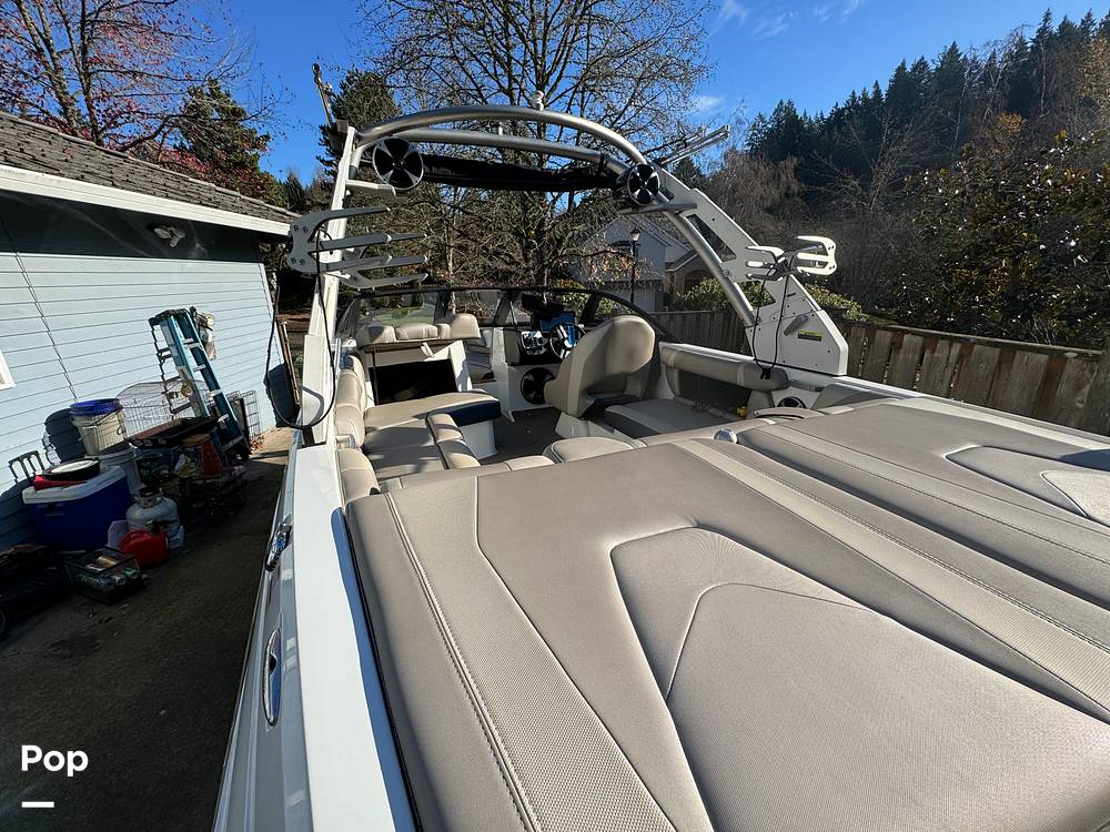 Slide: The Image of Malibu 21VLX 2017 - 14644690