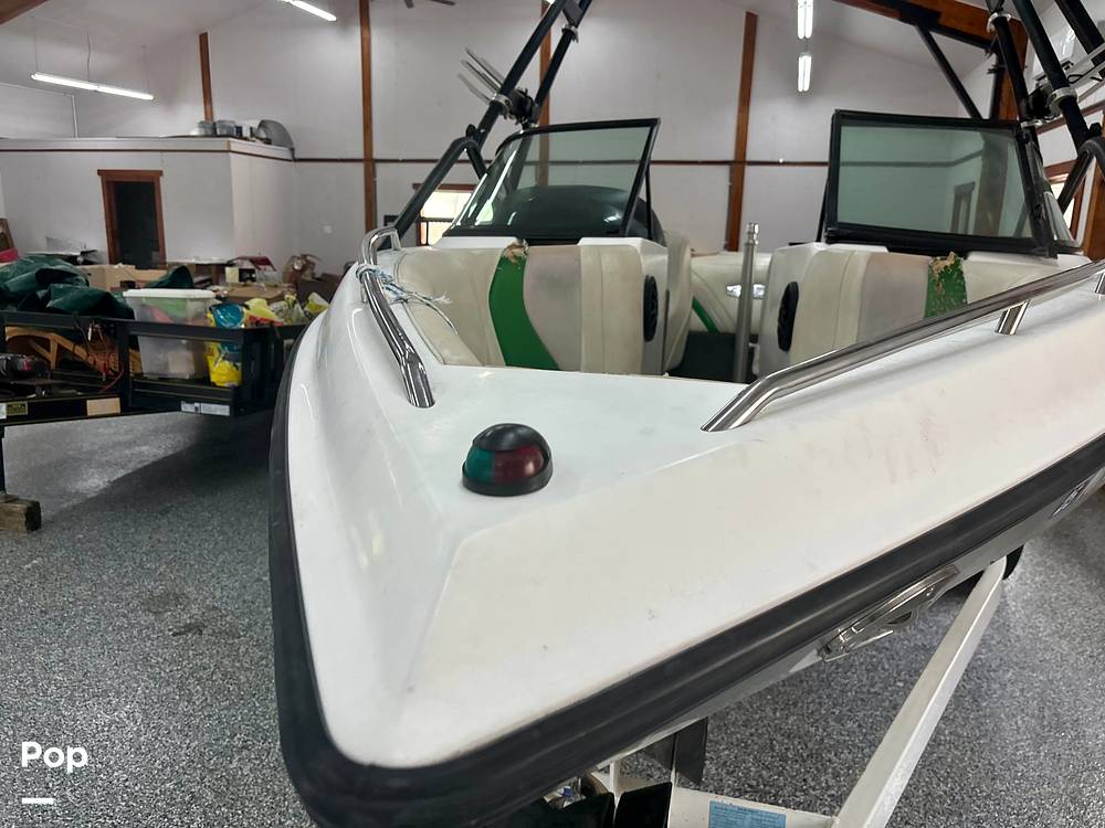 Slide: The Image of Malibu 21 WAKESETTER 2003 - 14506970