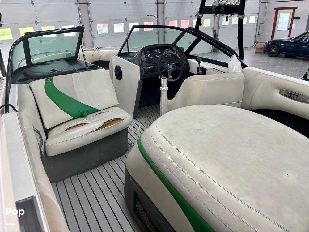 Slide: The Image of Malibu 21 WAKESETTER 2003 - 14506986