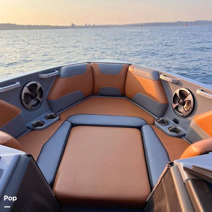 Slide: The Image of Malibu 22 LSV Wakesetter 2020 - 11597559