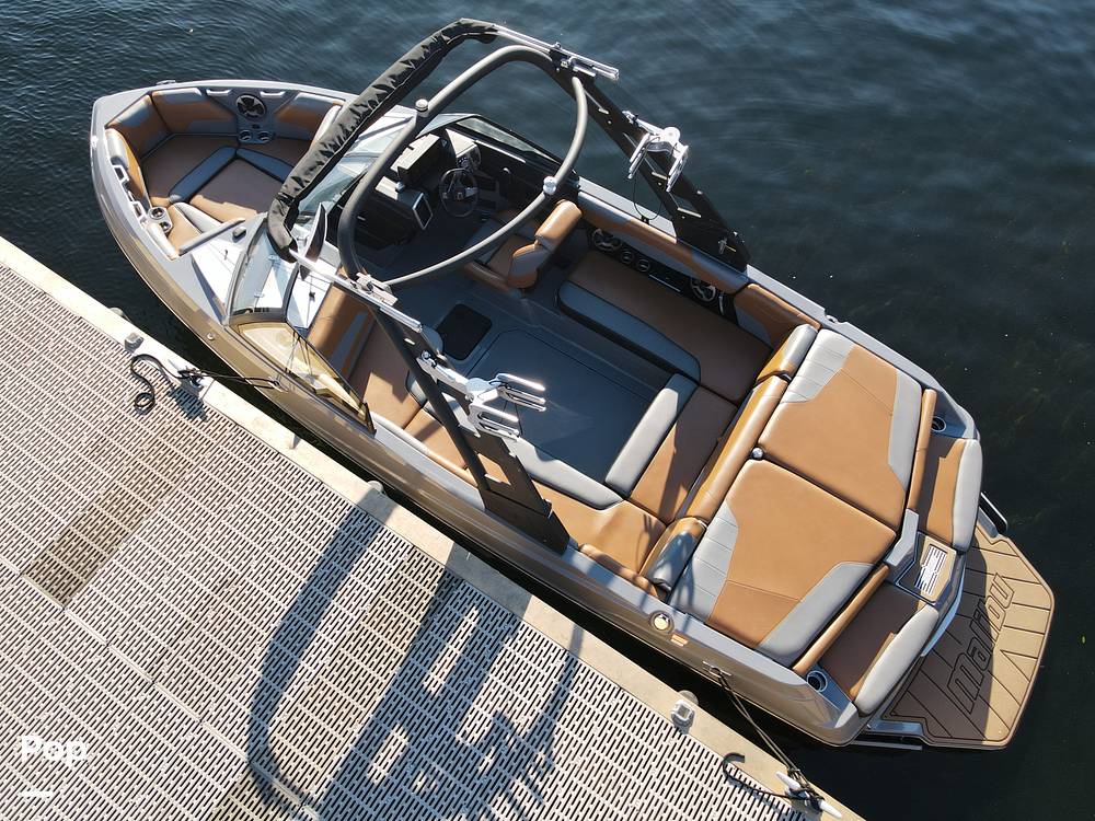 Slide: The Image of Malibu 22 LSV Wakesetter 2020 - 11607809