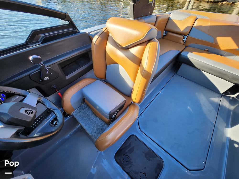 Slide: The Image of Malibu 22 LSV Wakesetter 2020 - 11607868