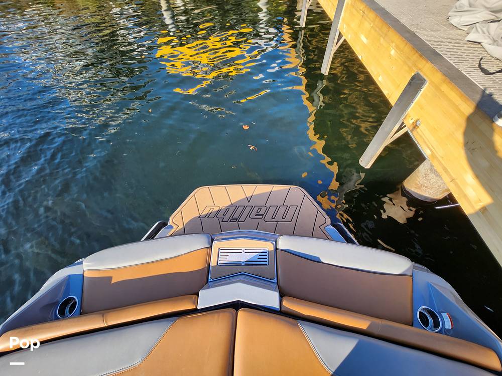 Slide: The Image of Malibu 22 LSV Wakesetter 2020 - 11607837