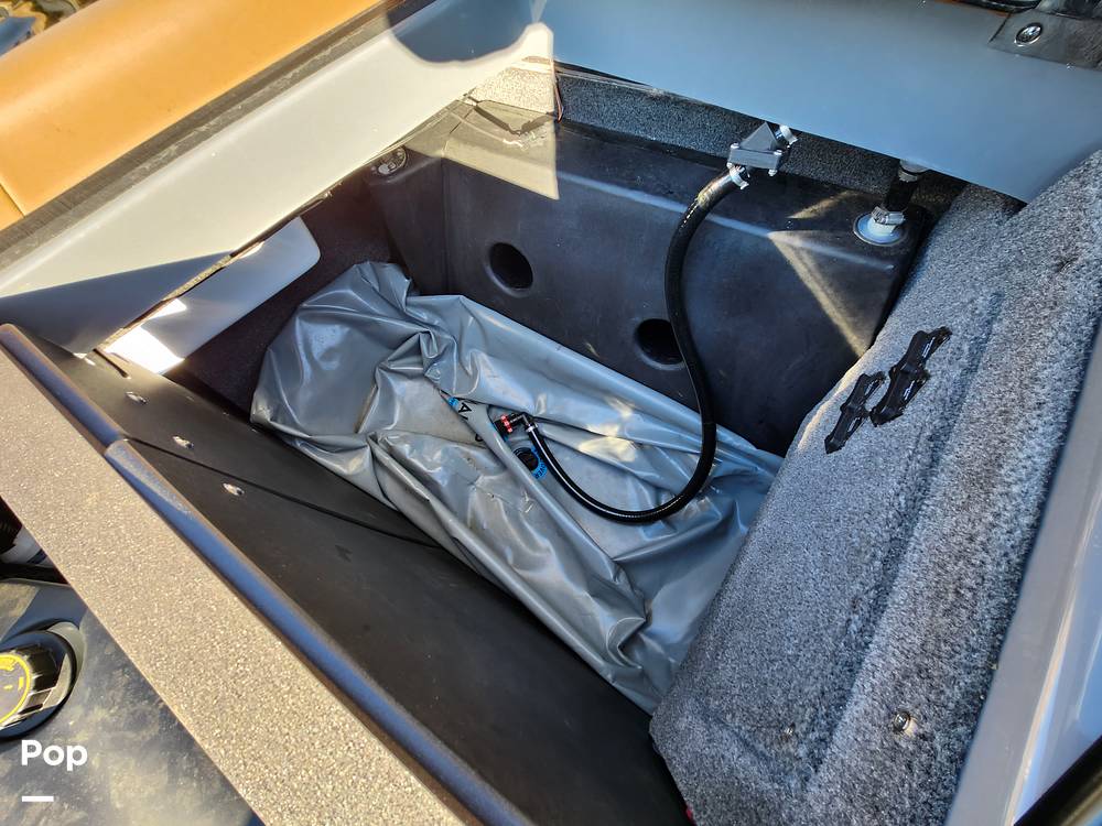 Slide: The Image of Malibu 22 LSV Wakesetter 2020 - 11607847
