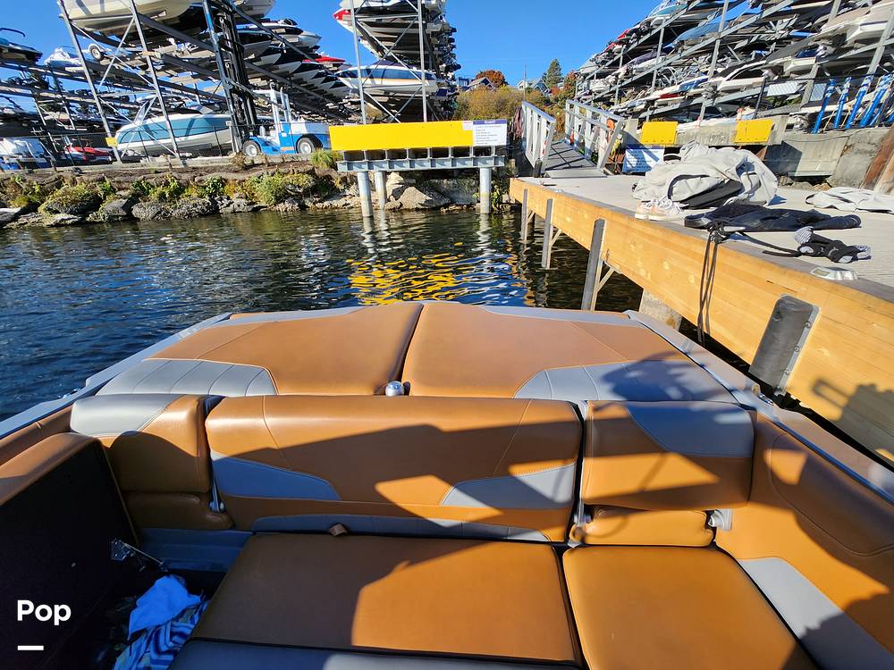 Slide: The Image of Malibu 22 LSV Wakesetter 2020 - 11607854