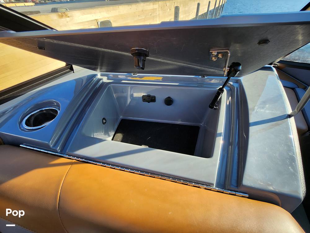 Slide: The Image of Malibu 22 LSV Wakesetter 2020 - 11607856