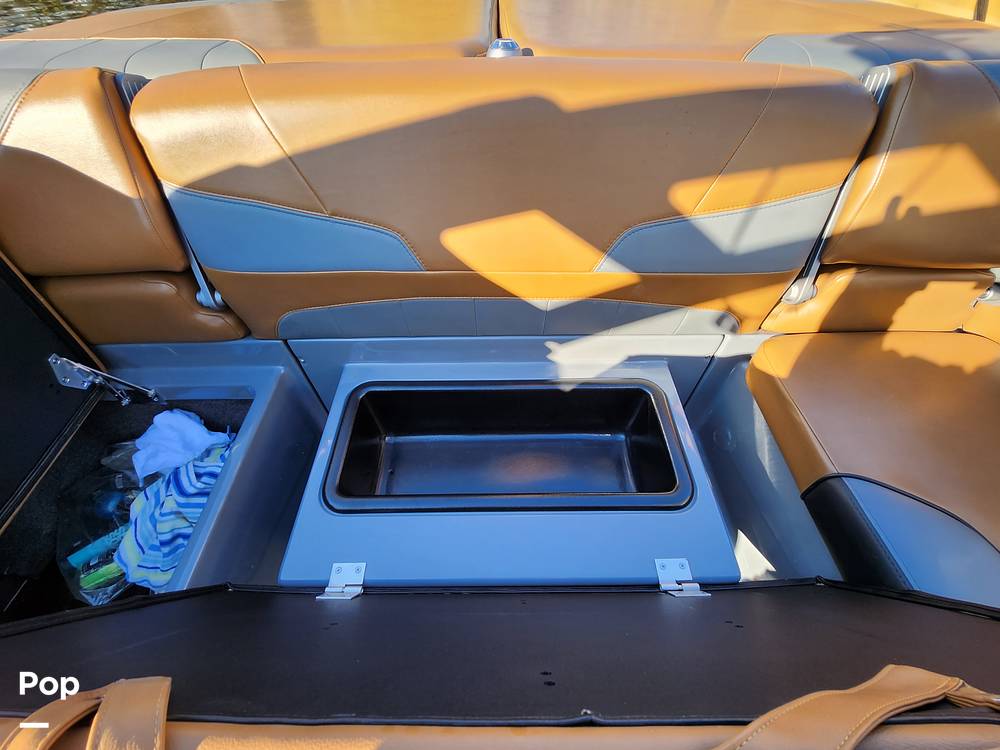 Slide: The Image of Malibu 22 LSV Wakesetter 2020 - 11607861
