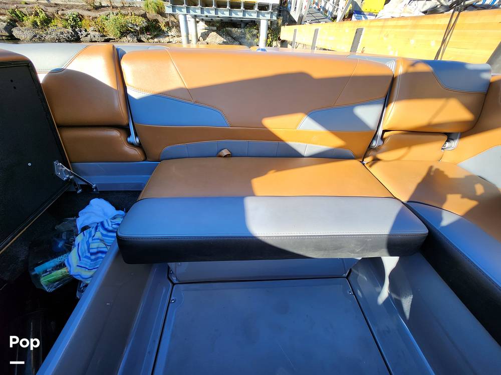 Slide: The Image of Malibu 22 LSV Wakesetter 2020 - 11607862