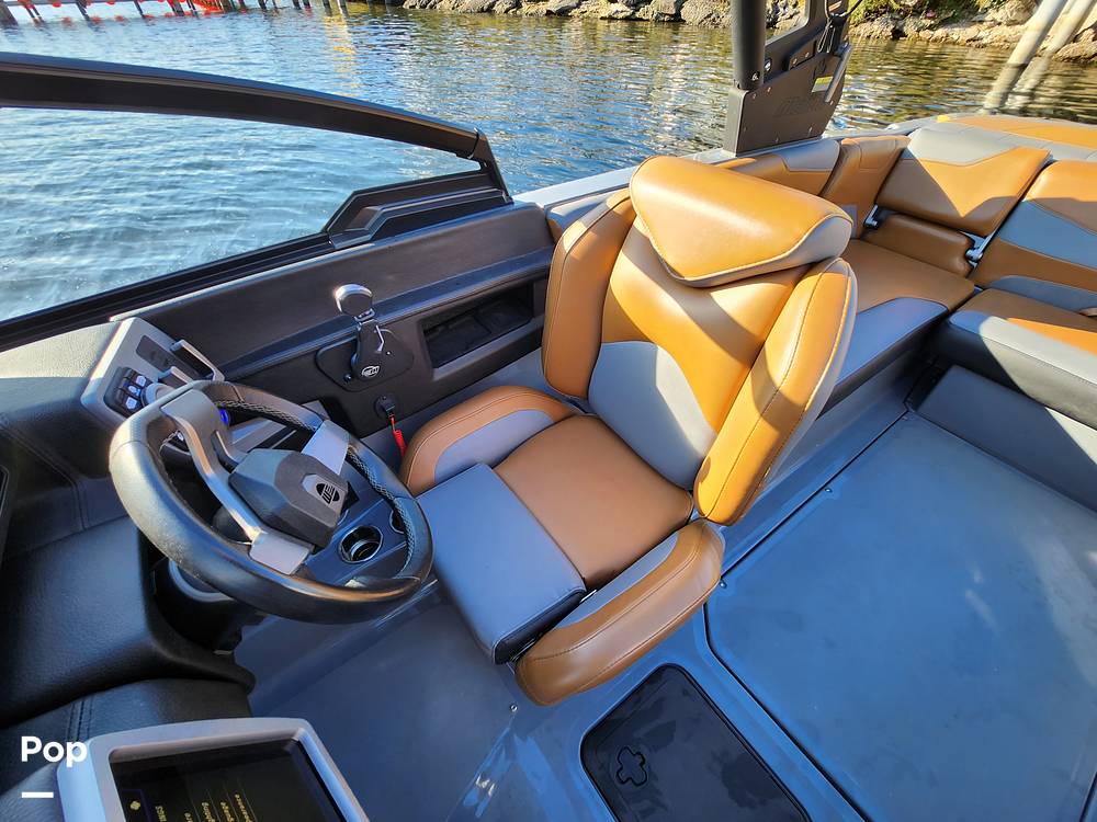 Slide: The Image of Malibu 22 LSV Wakesetter 2020 - 11607869