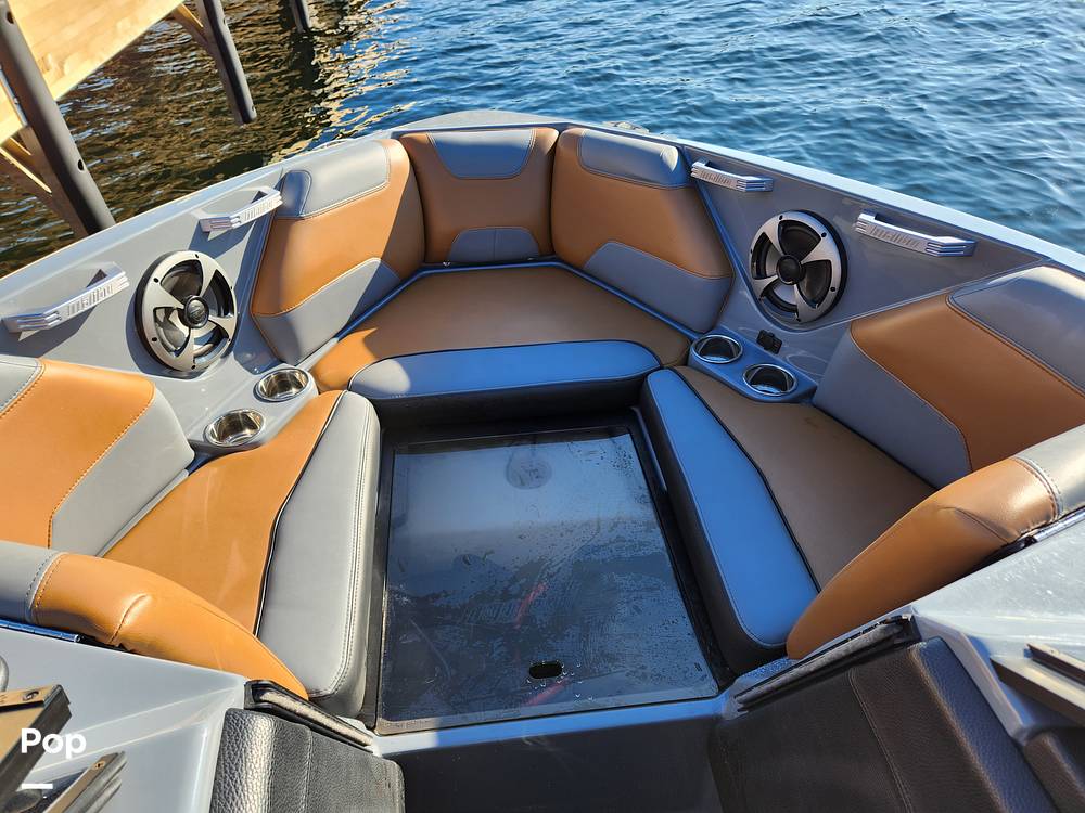 Slide: The Image of Malibu 22 LSV Wakesetter 2020 - 11607882