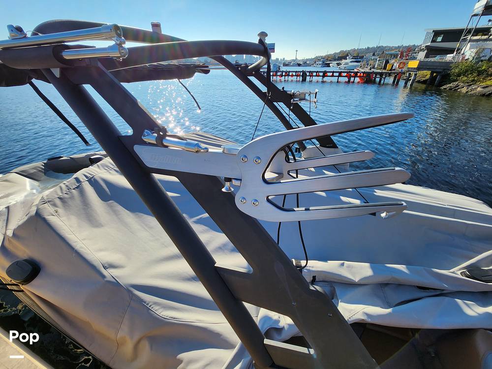 Slide: The Image of Malibu 22 LSV Wakesetter 2020 - 11607885