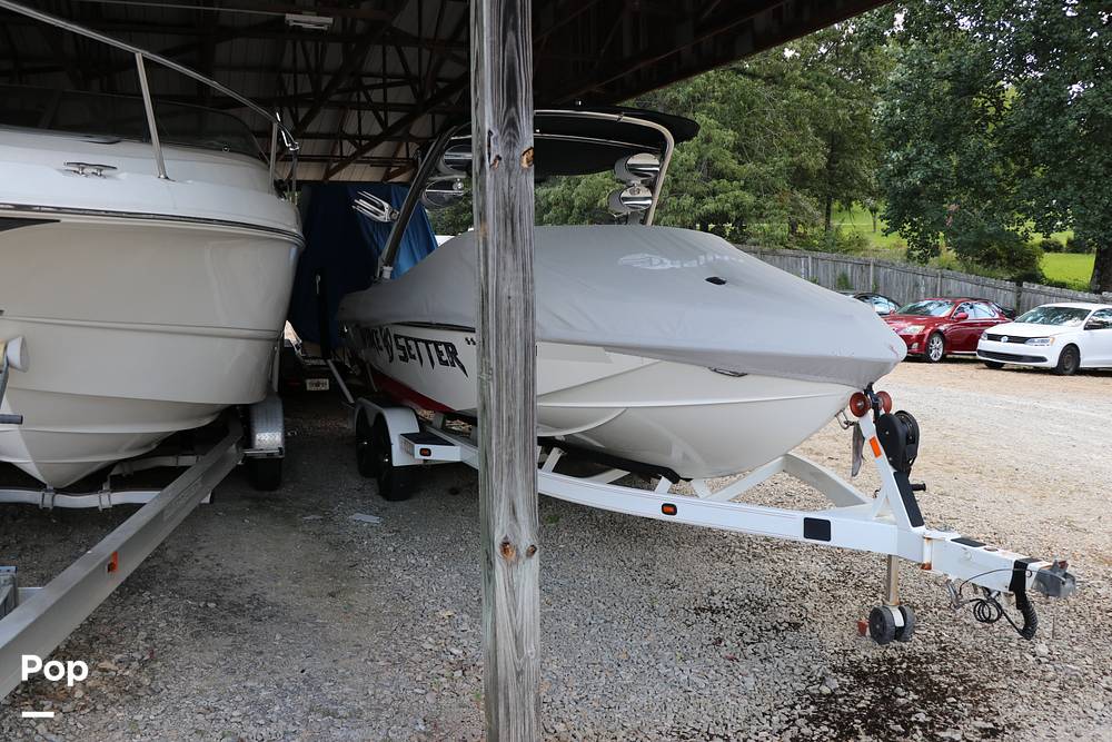 Slide: The Image of Malibu 23LSV 2012 - 15556028