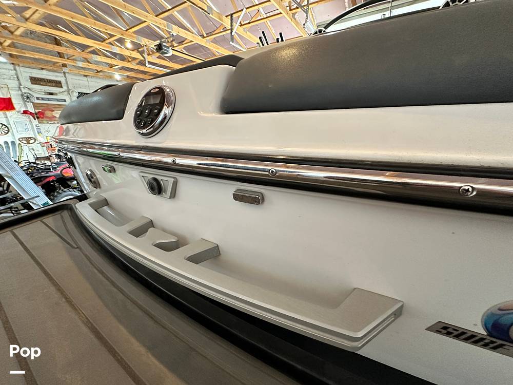 Slide: The Image of Malibu 23 LSV 2016 - 15007752