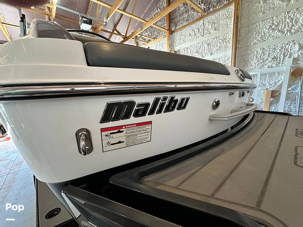 Slide: The Image of Malibu 23 LSV 2016 - 15007740